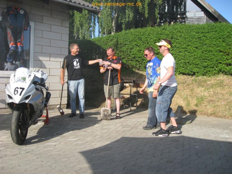 020608 074110 img