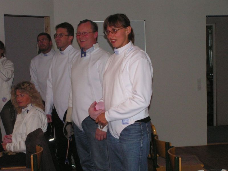031004 210249 faegtning i helsinge mc  
