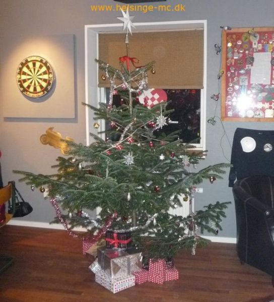121209 juletrae