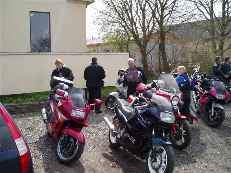 010505 111404 klubtur i april