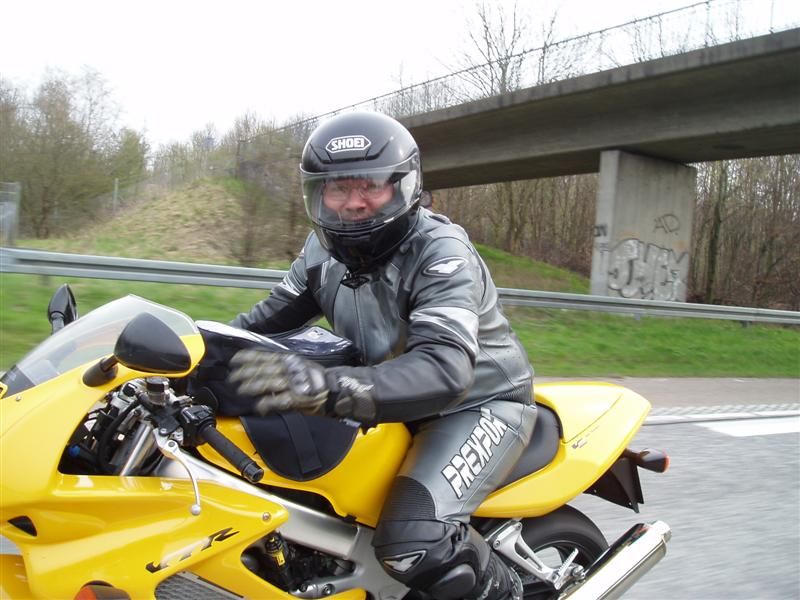 010505 111702 klubtur i april 05  