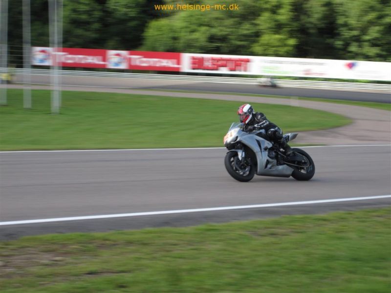 260816 200158 img
